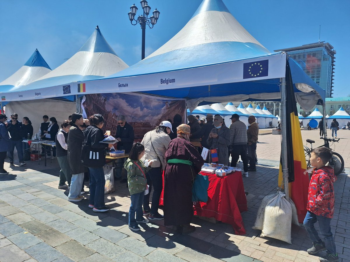11 May 2024 was a sunny and warm day in Mongolia 🇲🇳, a perfect day to celebrate Europe Day 🇪🇺on Sukhbaatar Square in Ulaanbaatar.
Belgium was represented, introducing folk games and rewarding courageous participants with chocolates and waffles!
@EU2024BE @MadameSeguin