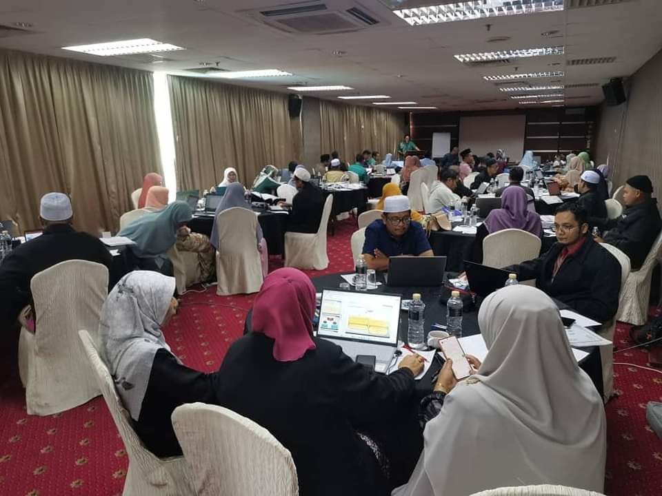 YayasanPahang's tweet photo. JUM DIHARAP MAMPU TINGKATKAN BILANGAN MUMTAZ
18 Mei, Kuantan - YP mengambil inisiatif menganjurkan Bengkel Penilaian, Penambahbaikan dan Perancangan bagi Program Jawab Untuk Mumtaz (JUM) SMA Tahun 2024 selama tiga hari bermula 17 hingga 19 Mei 2024.
#yp4u #yayasanpahang #jaip https://t.co/CPigHOP6gz