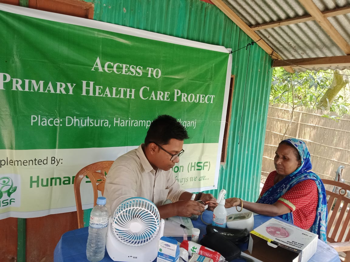 hsfbd's tweet photo. Now a days High Blood Pressure &amp; Diabetes is common to the rural people. Because of their financial condition they not measure it as a result they suffers a lot.
@hsfbd regularly arranging medical camp, where rural people get free advise and freely they measure their condition. https://t.co/7khU0jEF0t