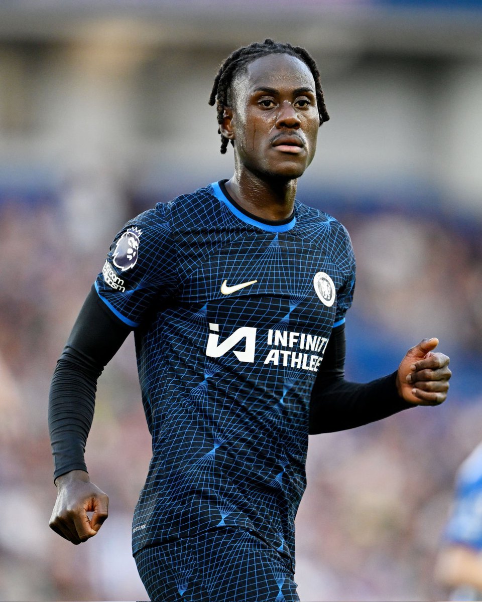 Blue_Footy's tweet photo. Chelsea have not lost a single Premier League game this season with Chalobah in the starting XI. 🤔 https://t.co/fQjrXxkjLT