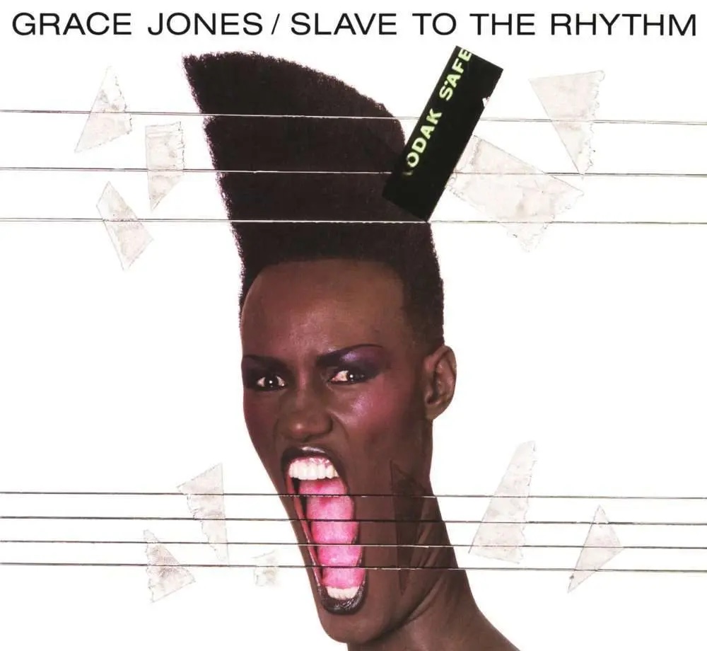 Classic Pop would like to wish the singer, songwriter and supermodel Grace Jones a very happy birthday. Here we present our complete album guide and ask what's your favourite track? classicpopmag.com/2022/01/album-…