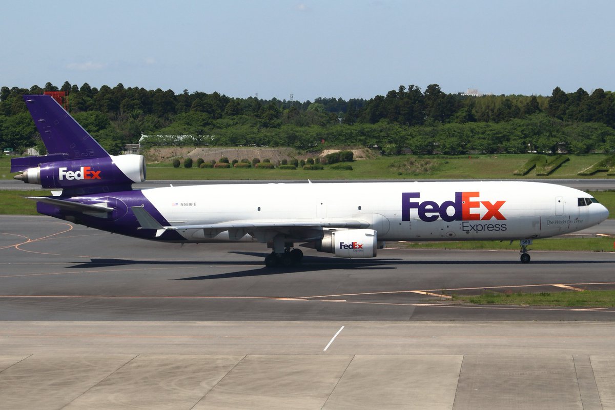 FedEx Express
McDonnell Douglas MD-11F   N589FE
RJAA/NRT

成田でMD-11に再会できるとは…