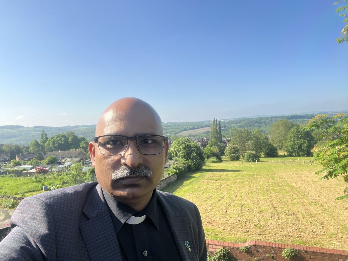 RevIqbal's tweet image. Not a bad view for this morning’s church service on this Pentecost Sunday. Have a blessed and spirit filled feast. #lightsforChrist @DioceseofSheff