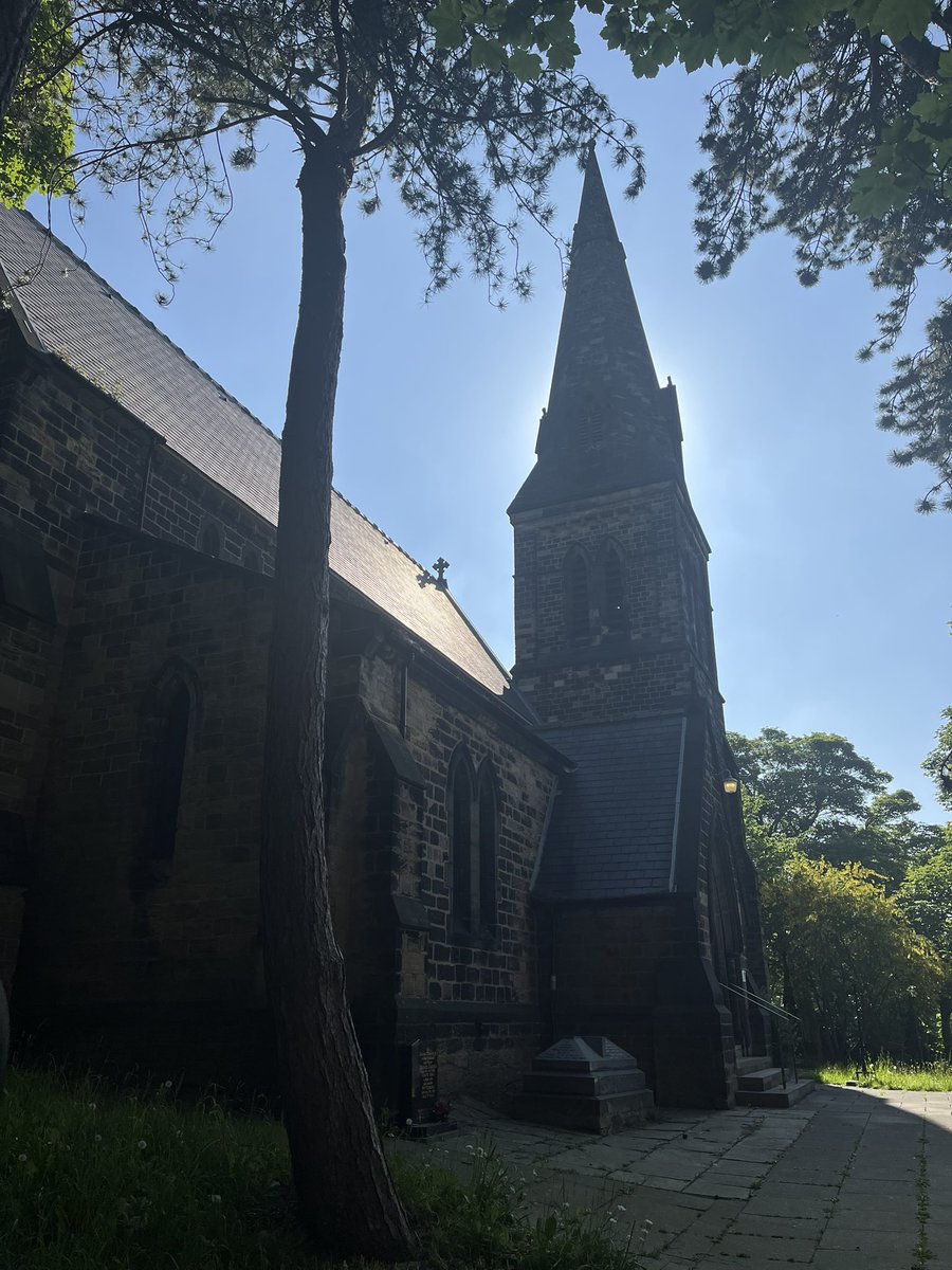 RevIqbal's tweet image. Not a bad view for this morning’s church service on this Pentecost Sunday. Have a blessed and spirit filled feast. #lightsforChrist @DioceseofSheff