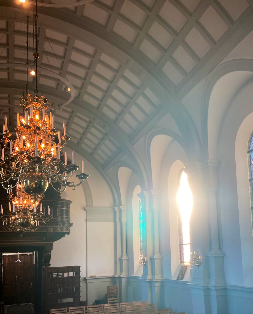 jannickep74's tweet photo. Godmorgon Pingstdagen 🤍🕊️⛪️
Idag blir det mycket sång med kören 🎼
En glädjens dag 🎶
Högmässa med temat Den heliga Anden,
liturgiska färgen är röd och det är sex ljus på altaret 🕯️
Fin söndag till er, hoppas ni får sol ☀️
#vardigsjälv #pingstdagen #kristenhögtid #älska 🇸🇪 https://t.co/bgF2O0gEUS