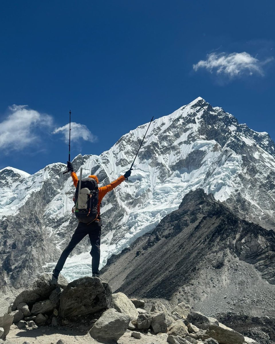 Sukces himalaisty z Radomia. Karol Adamski zdobył dziś rano Mount Everest

Na najwyższej górze świata stanął chwilę po godzinie 7:00 czasu lokalnego 

Więcej: rdc.pl/aktualnosci/ra… #himalaista #Radom #MountEverest @MSportowyRDC