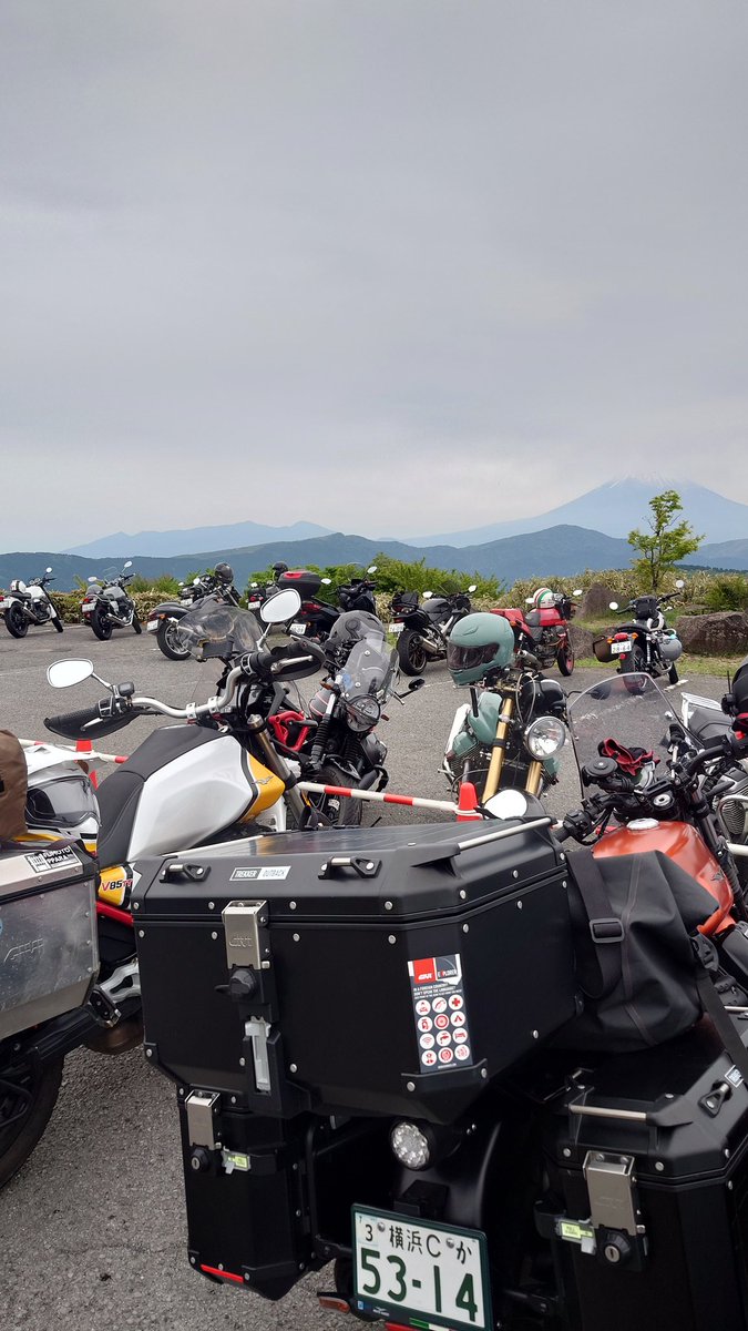 イーグルデイ🦅
生なっちゃん顔が小さい