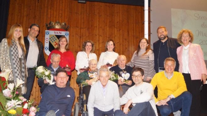 👏La diputada Patricia Martínez ha representado a la #DiputaciónDeLeón en la inauguración de la Semana del Mayor de Valencia de Don Juan, en la que se ha homenajeado a tres centenarios del municipio: Marcelino García, Carmen Barrientos y Epigmenio Barrientos