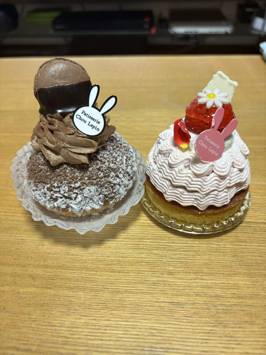 ClubCC1's tweet photo. 誕生日ケーキ🍰　
旦那様から😊　　
ありがとうございます❣️ https://t.co/v65Lll1Zrv