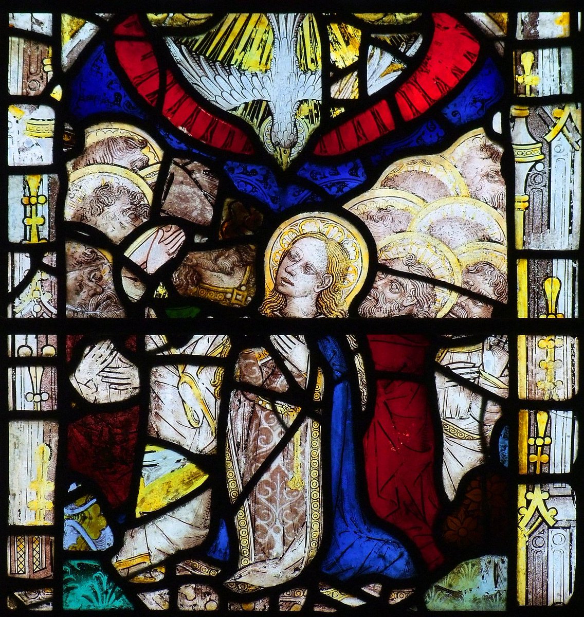 Today is the feast of Pentecost, traditionally known as Whitsun. In 15th Century glass at East Harling, Norfolk, the Blessed Virgin stands centrally flanked by the Disciples, and they look up to see the dove of the Holy Spirit descending. East Harling: norfolkchurches.co.uk/eastharling/ea…