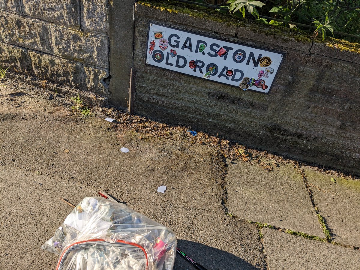 3 bags early this morn along Garston Old Rd & St Mary's Rd L19 following a sticker trail which ends at Garston Old Rd street sign #CressingtonWombles Ref Number - 8571830 @lpool_LSSL @petew71uk @richardclein @GarstonIndys