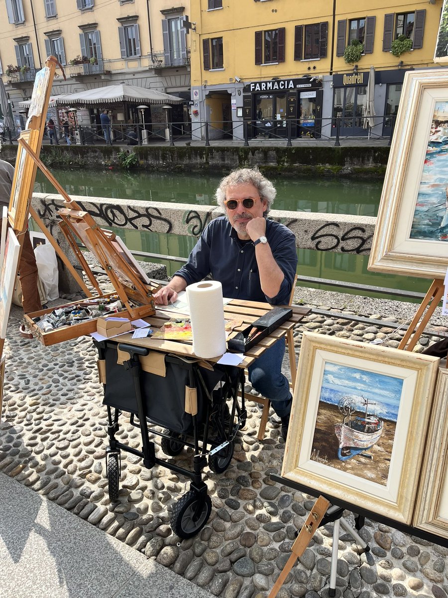 MAIRAGHI's tweet photo. Oggi sulla sponda del naviglio grande di fronte al vicolo dei lavandai con il gruppo pittori ALA col mio nuovo  “atelier mobile”… https://t.co/PE9Db4TEWv