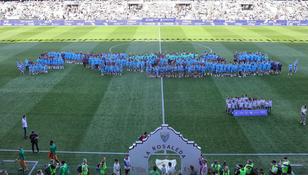 𝗟𝗔 𝗔𝗖𝗔𝗗𝗘𝗠𝗜𝗔 𝗠𝗖𝗙 💙🤍