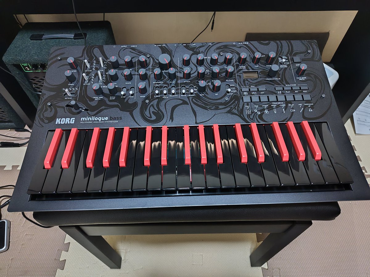 生産終了】KORG minilogue bass Limited