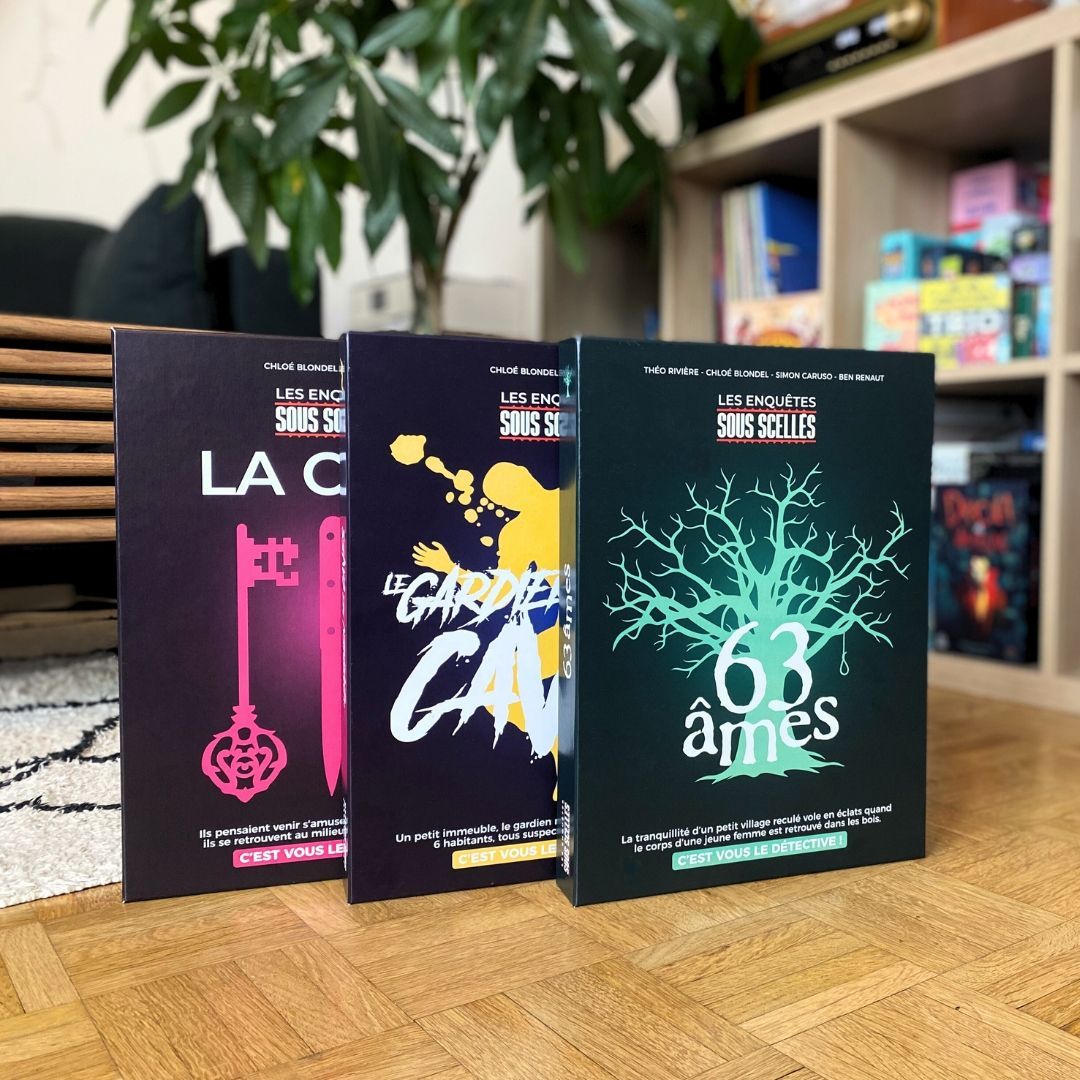 Nos boîtes de jeux, designées par <a href="/BenRenaut/">☂️ Ben Renaut</a> forment une jolie collection pour vos ludothèques ou vos bibliothèques ! Et vous, vous rangez nos enquêtes plutôt avec vos jeux ou avec vos romans policiers ? 😉