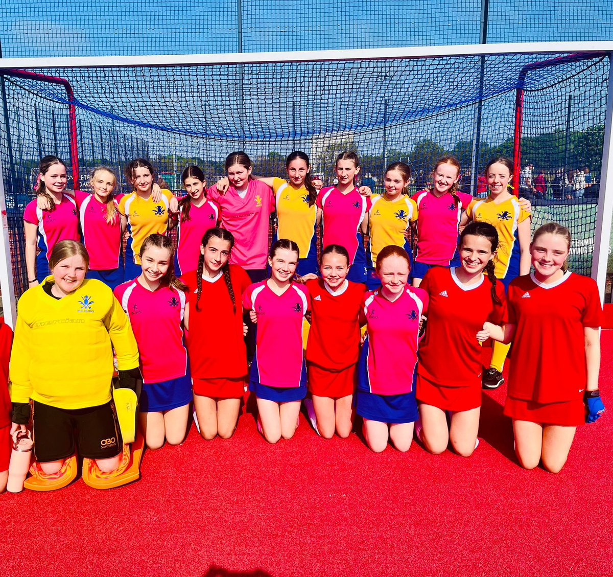 U14s Interdistricts Clydesdale Western Girls 🧡 Well done to our Clydesdale Western girls who competed for West and South West yesterday at Peffermill 🏑 The clubs future is bright 🤩 🏑🟦🟧🟦🟧⁣⁣⁣ ⁣⁣⁣ #monthedale #monthedalewestern #supportyourclub