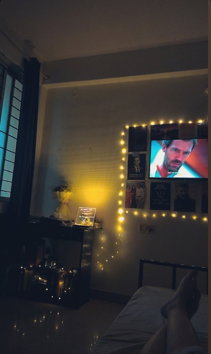 Sunday afternoon ✨

Heavy rain from the window ⛈️
Homecooked food 🙈
Favourite TV show 💁

Best feeling ever 💓

How's your Sunday going?