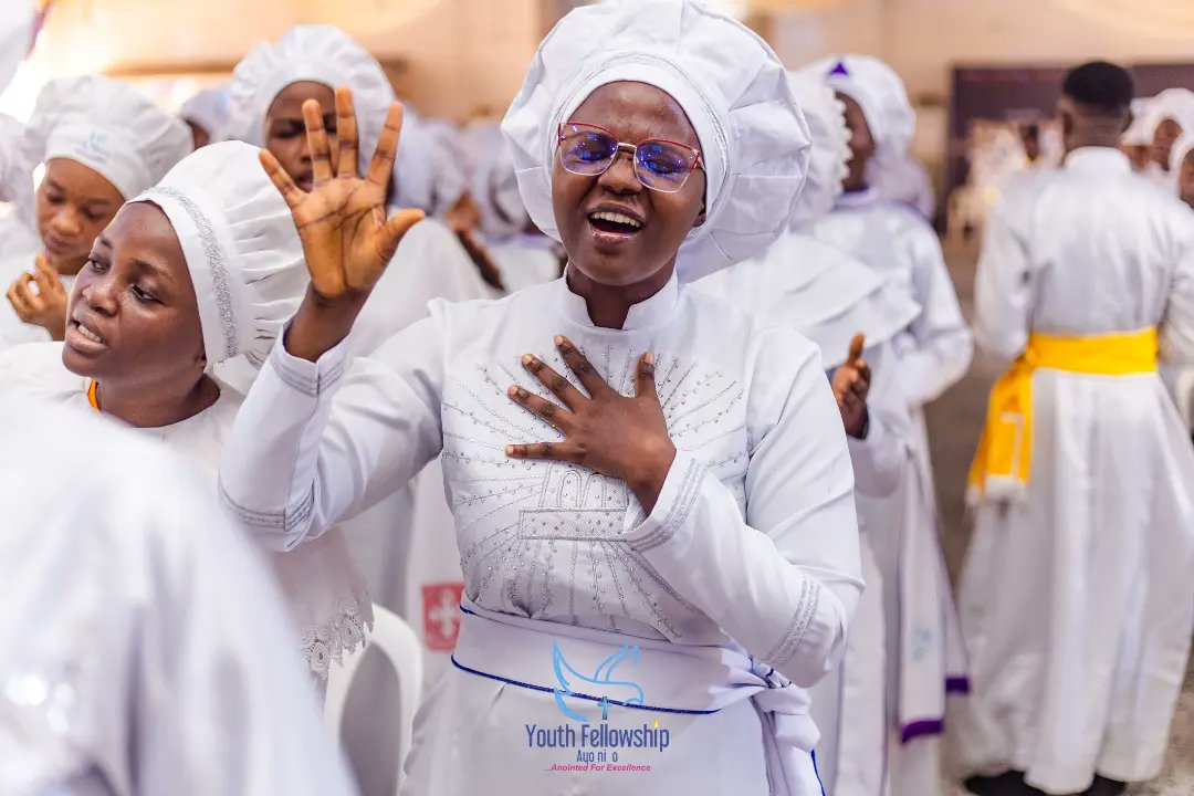 candsyf's tweet photo. We can not quantify your love for us, we stand in awe of your presence in every aspect of our lives, Lord, receive all praises. 

#Candsyf
#AnointedforExcellence https://t.co/WaLUuljtHR