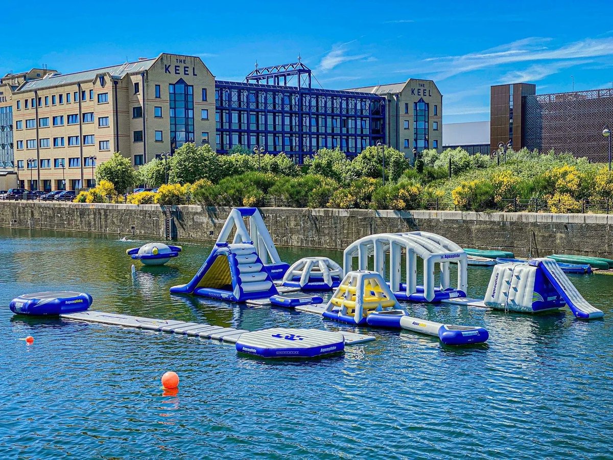 💦 | The Aqua Park at Liverpool Watersports Centre is great fun for families, coworkers, friends, kids' football teams, stag and hen parties, birthday parties, scouts, girl guides, and schools. MORE HERE 👉 buff.ly/3pUNdVf