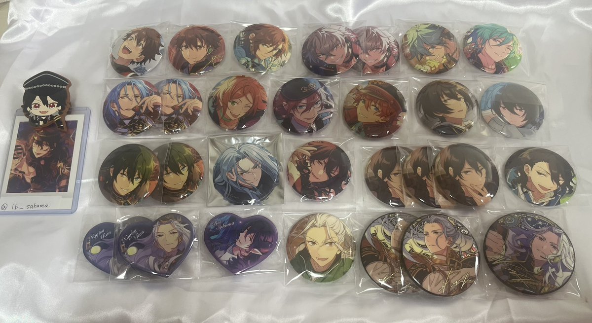 ib_sakuma's tweet photo. 【交換 譲渡】あんスタ あんさんぶるスターズ フィーチャー テーマスカウト シャッフル

【譲】画像の物

【求】440円＋送料or零

引越しのため出来るだけまとめてお迎えして頂きたいです。一部抱き合わせなしはお断りすることもありますが纏めての場合は検討させて頂きます。 https://t.co/DSSniKbru1