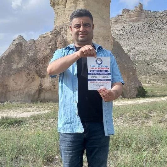 EmadDernegi's tweet photo. Nevşehir temsilcimiz broşür dağıtımı ve bilgilendirme çalışmaları gerceklerştirmiştir.

Emekleri için teşekkür ederiz

#ParolamızKademeliEmeklilik https://t.co/HRHoAui5xR
