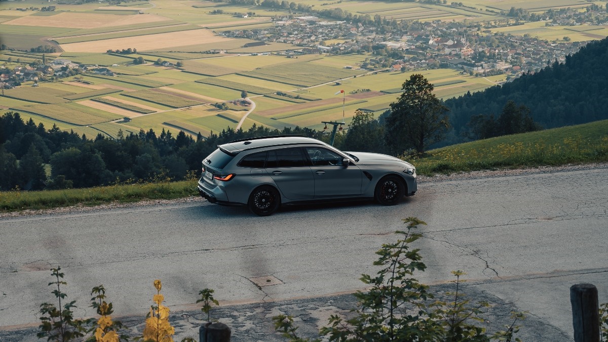 Mid week adventures in Slovenia📍 📸(IG): bmwslovenija, klemen_jeram #BMWRepost The BMW M3 Competition xDrive Touring. #THEM3 Mandatory information according to german law ’Pkw-EnVKV’ based on WLTP: energy consumption combined: 10,3 - 10,4 l/100 km; CO₂ emissions combined: 234