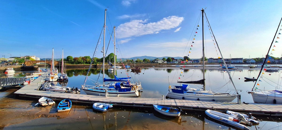 A beautiful sunny Sunday morning around Dungarvan Harbour, Co Waterford. @AimsirTG4 @barrabest @deric_tv @DiscoverIreland @discoverirl @Failte_Ireland @ancienteastIRL @VisitWaterford @WaterfordANDme @Waterfordcamino @WaterfordCounci @WaterfordGrnWay @WaterfordPocket @DvanChamber