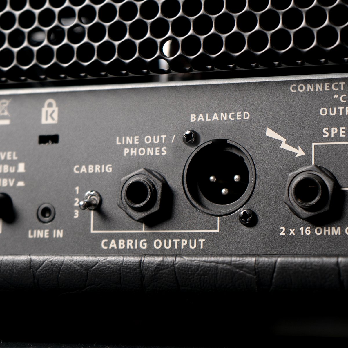 On the HT-5R and HT-20R MK III you get a lot of options for accessing CabRig, whether that be via USB-C, Line Out/Phones or XLR DI out. Get amazing CabRig tones into recordings, for practise and even live on stage through a PA. Learn more: blackstaramps.com/ht-series-mkii…