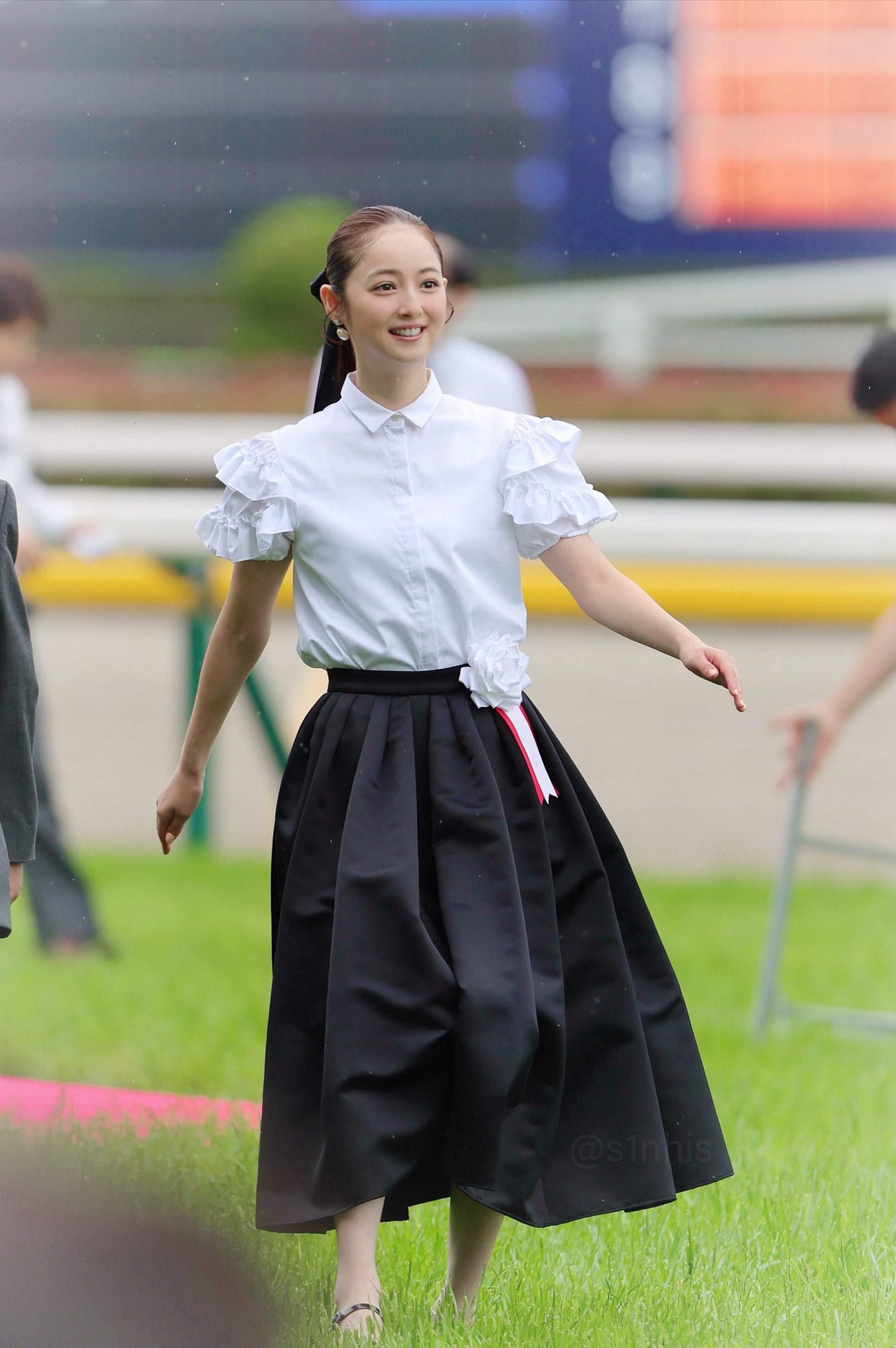 佐々木希】9～13号淡いグリーンとピンクのレースに金グリッ