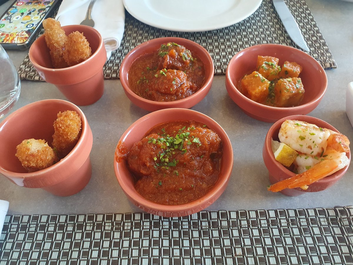 The_Cruise_Life's tweet image. Great to have a Tapas option on board!👍😎 #cruise  #explorer2