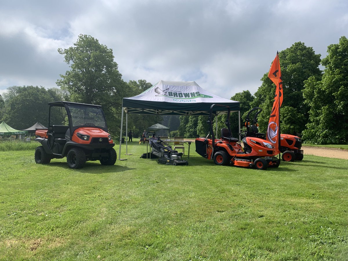 George Browns and Kubota have supported the Plant Fair today at the extraordinarily beautiful Ashridge House. Ben and Dane have joined me for a wonderful experience at these stunning grounds.