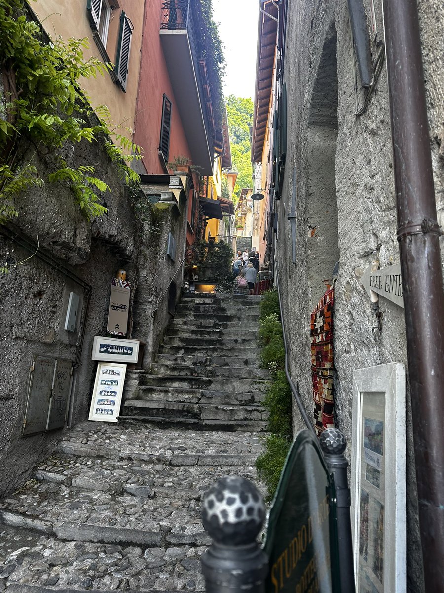 xartemia's tweet photo. Italy 🥰 https://t.co/XiTAyveykm