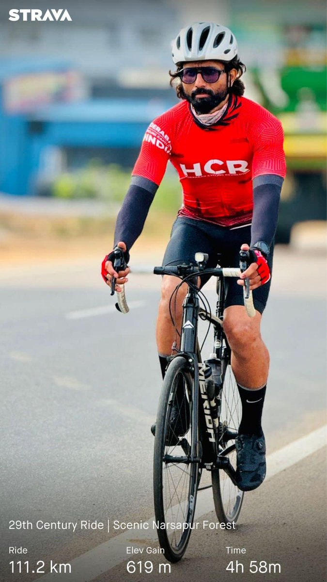 #HyderabadLovesCycling #HappyHyderabad #Cyclist 100 Km Century Ride Spreading Happiness @Anjani_Tsn @MspFintech Supporting #hyderabadCyclingRevolution #activemobiltiy Campaign Walk < 1 km Bicycle < 5 km Public Transport > 5 km @HydcyclingRev