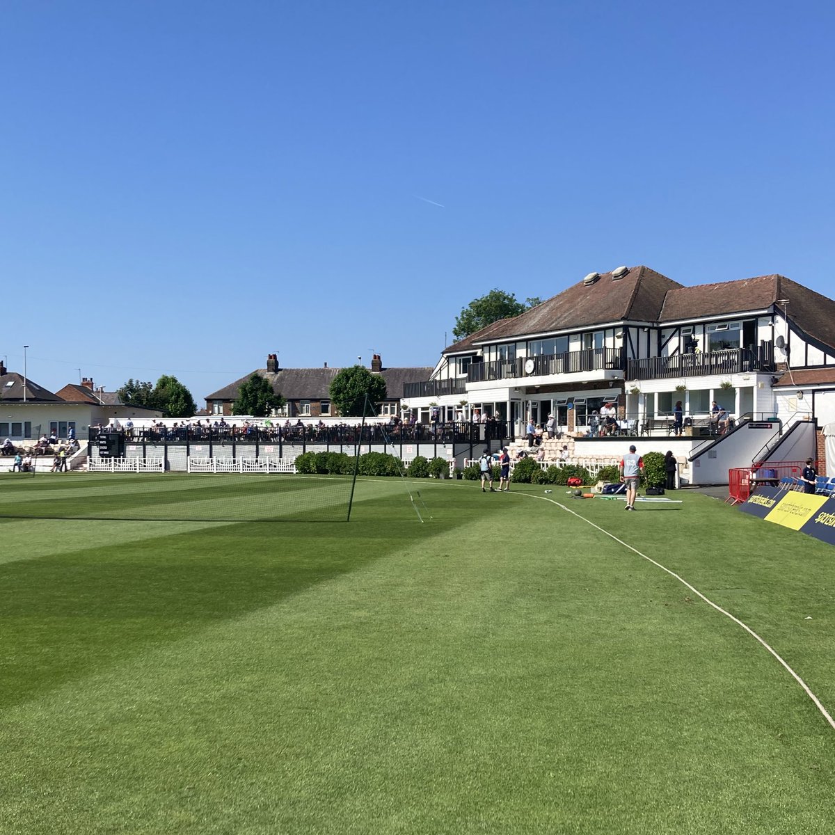 It’s another lovely day @BlackpoolCC 😎

Live text commentary with reports & scores via @BBCSport website & app.

Listen Live | bbc.in/3QVz4Sj

#bbccricket