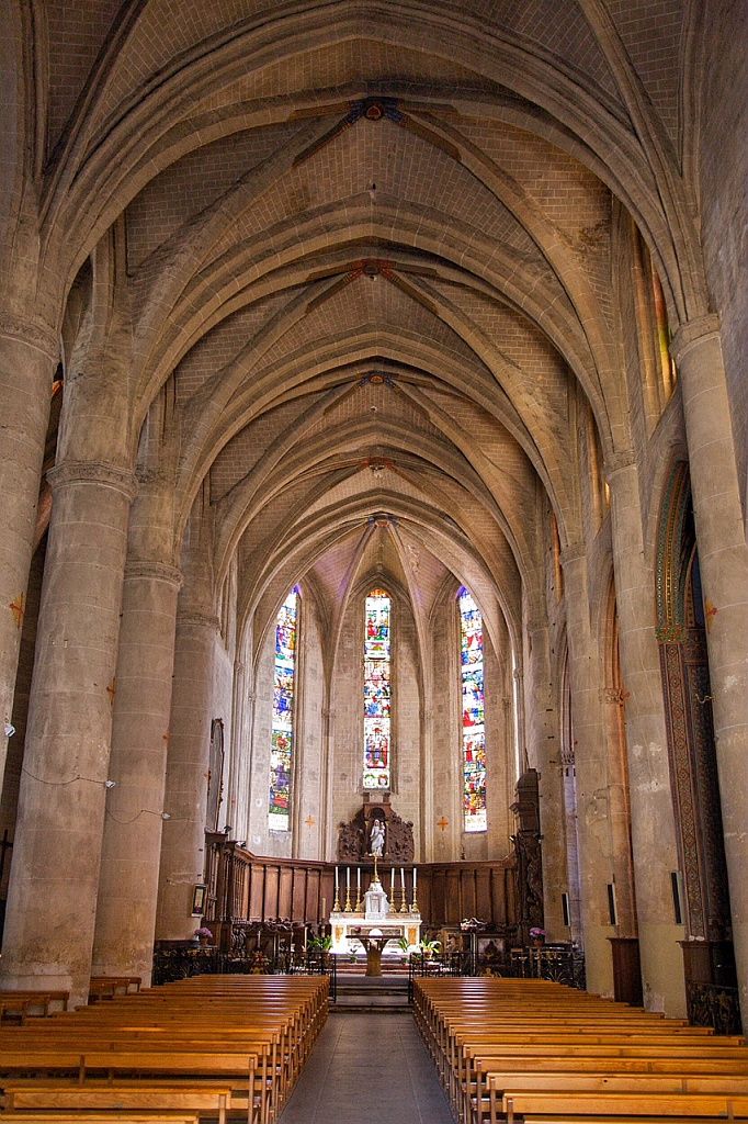 62ème match des 64ème de finale : - Eglise St Maclou ROUEN (76) Face à - Cathédrale Ste Marie LOMBEZ (32) Photos dans l'ordre cité Les votes ci-dessous #concourseglise