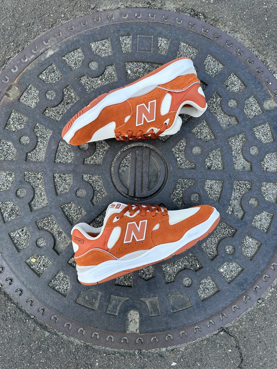 ON_IZEMEshop's tweet image. NEWBALANCE NUMERIC NM1010RD
#numeric #alleyoop_1997
