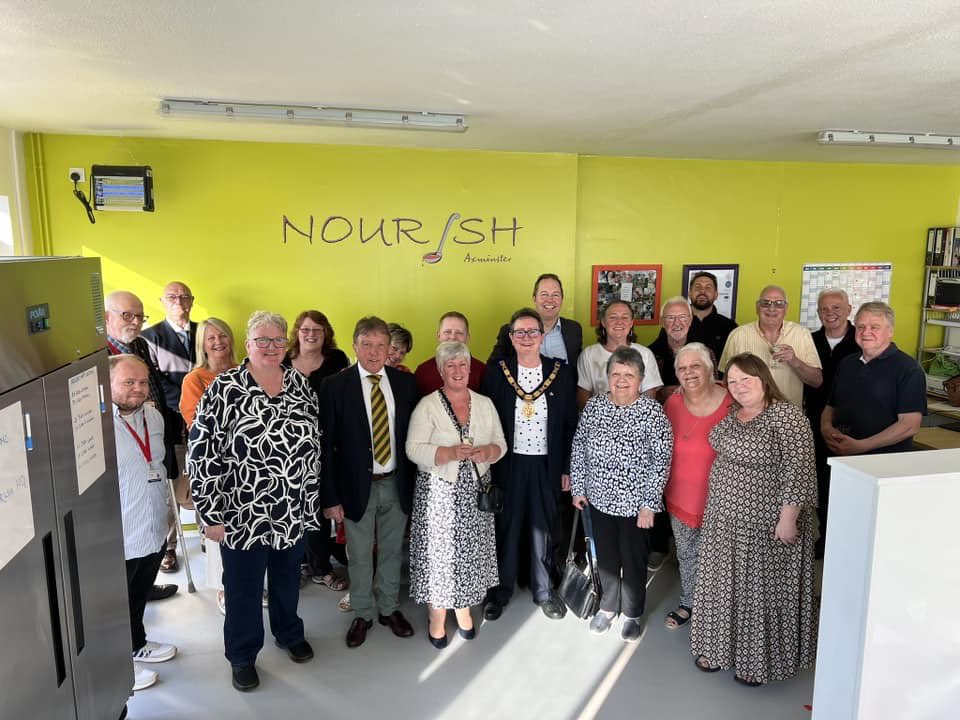 I really enjoyed helping Nourish Axminster to officially open their new premises at Cross Keys House in Axminster last week. Karen, Mary and the team do a fantastic job providing healthy, nutritious meals for local people.