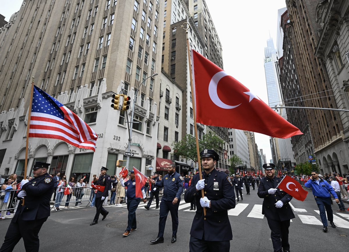 New York'ta '41. Geleneksel Türk Günü Yürüyüşü' düzenlendi.