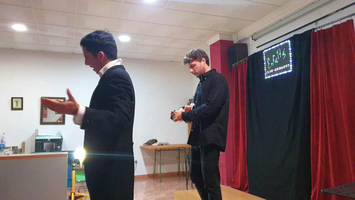 Circorama's tweet image. Moltes gràcies Llíria! @AccioCulturalPV Estellés Club-Cabaret