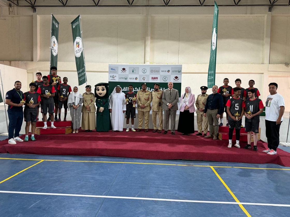 #أخبار | الروح الإيجابية بشرطة دبي تختتم بطولة كرة القدم للصالات التفاصيل: dubaipolice.gov.ae/wps/portal/hom… ⁧#أمنكم_سعادتنا #نتواصل_ونحمي_نبتكر_ونبني