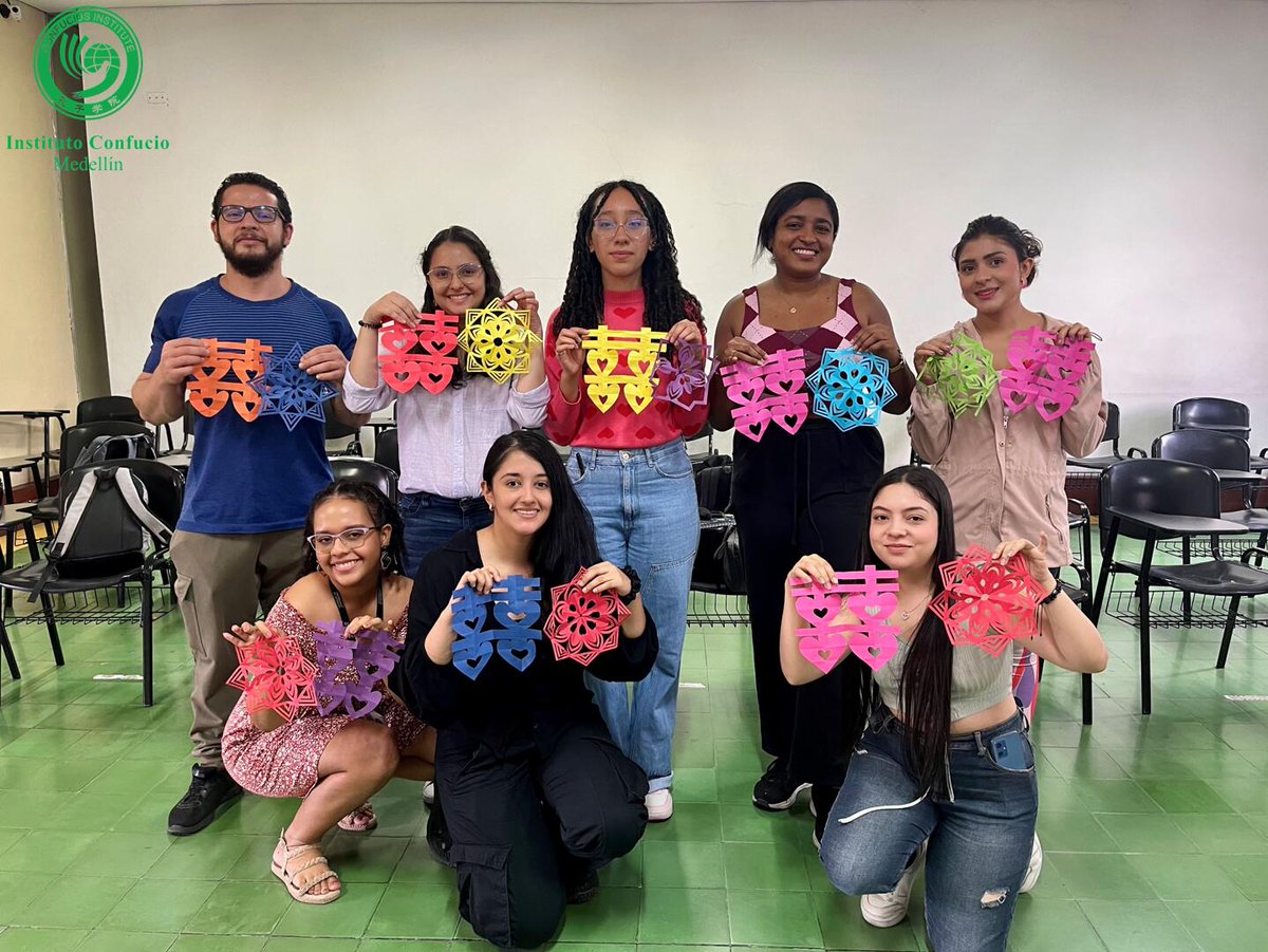 confuciomed's tweet photo. Recuerdos de momentos emocionantes anteriores de eventos culturales chinos-2
Las actividades de recorte de papel y ceremonia de té celebradas el 18 de abril en la Universidad de Antioquia https://t.co/5EbhSyN3WO