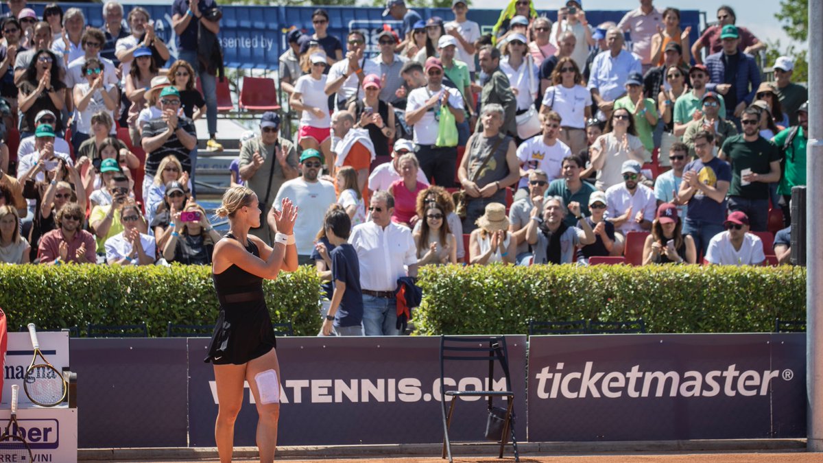 2 ore e 53 minuti di puro spettacolo 🎾🏟️ Il centrale pieno di spettatori durante la finale del Parma Ladies Open presented by Iren #tennis #ParmaLadiesOpen #WTA #Parma