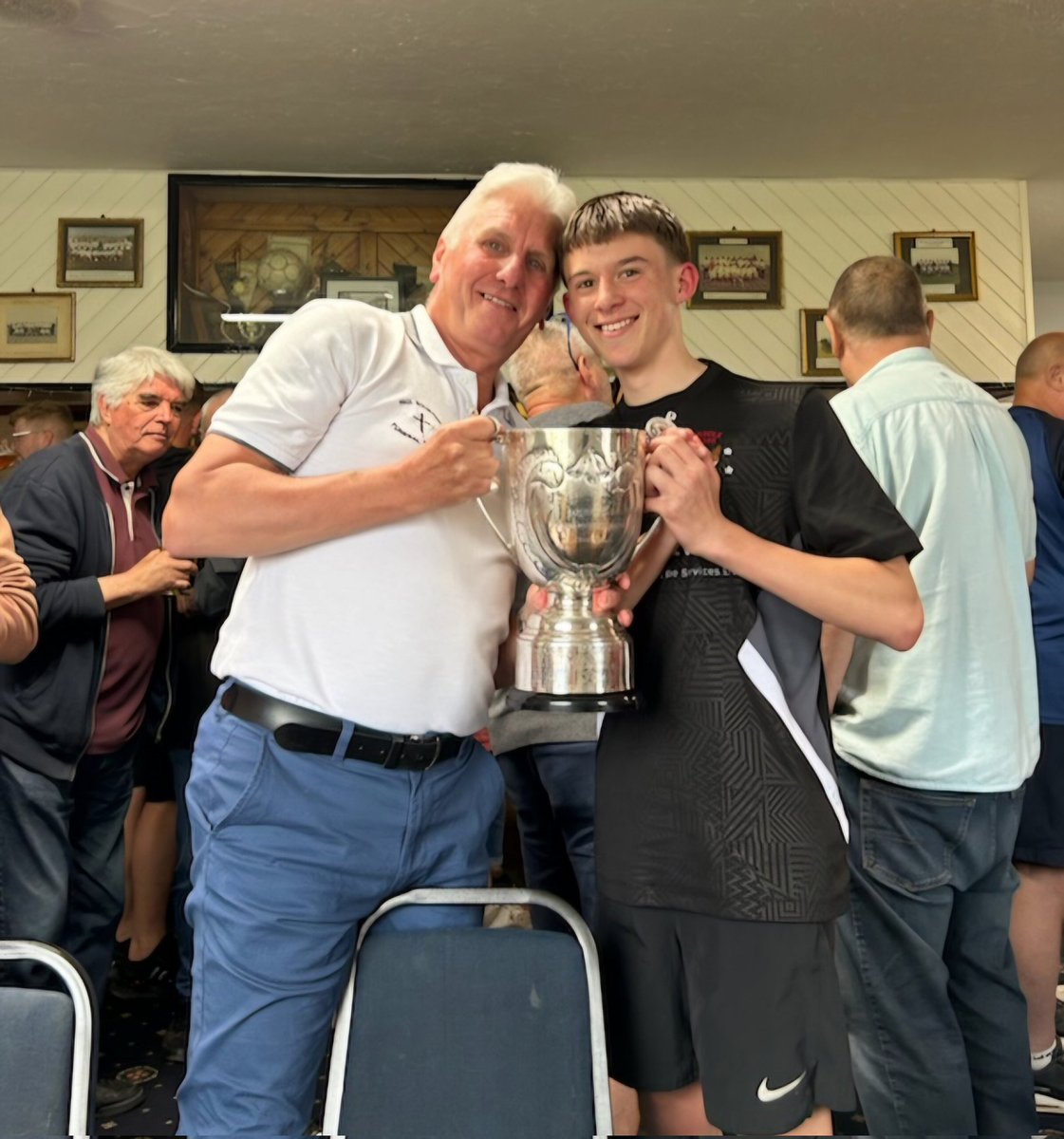 Proud to sponsor <a href="/foxholestars/">Foxhole Stars AF(C)</a>, super proud that they've won the league and even prouder that our grandson Owen is part of this team.
Well done to the whole team and to an outstanding manager <a href="/SethCouch_/">Seth Couch</a> ⚽🦊