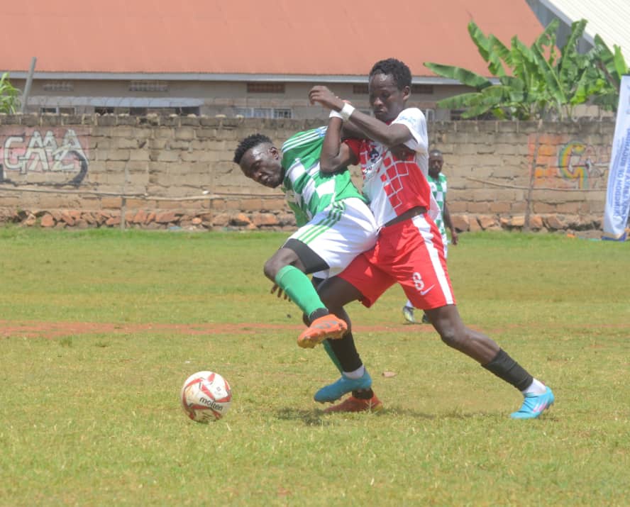 VBugerere's tweet photo. #BikaFootballTournament2024 

FT 
Mpindi 1-0 Mutima Musagi 
 
⚽ Brian Majwega 

#VoBUpdates | #Lukuli 🏟️
📸Ssemakadde 

@BugandaOfficial
@Jackshots24 @MbugaSwaibu9 @cpmayiga https://t.co/2fsOYswCpb
