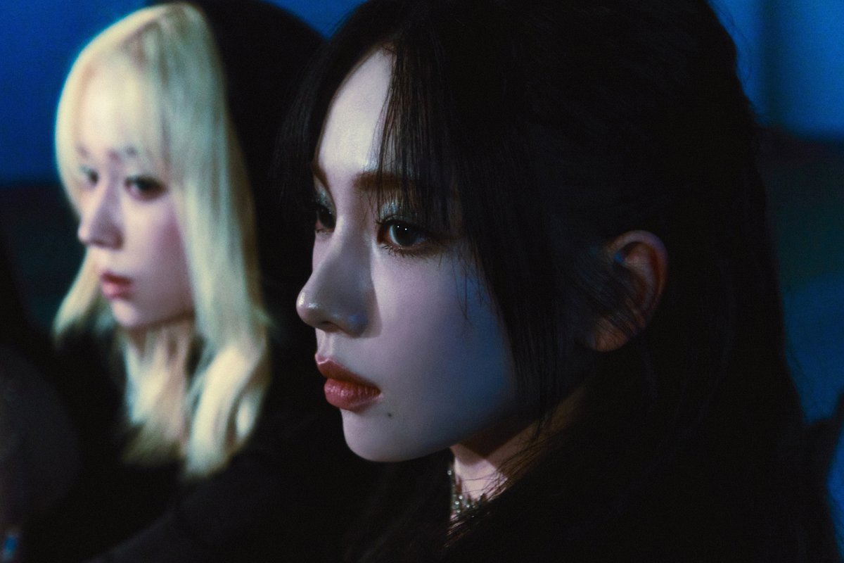 aespa_official's tweet photo. aespa 에스파 'Armageddon' Find The Authentic 

https://t.co/UEfKrpRKRI

aespa 에스파 The 1st Album 〖Armageddon〗 
‘Armageddon’ ➫ 2024.05.27 6PM (KST) 

💿 https://t.co/bmXm4zLS3C
🔗 https://t.co/2JkWgtFqh2

#aespa #æspa #에스파
#Armageddon #aespaArmageddon
#Supernova #aespaSupernova