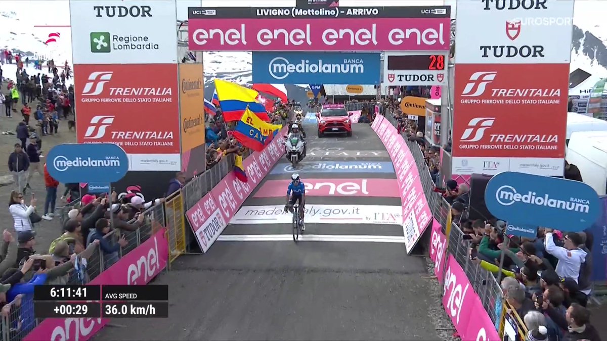 #GirodItalia 🇮🇹 - 🏁 FINISH 🇨🇴 Nairo Quintana takes second place today! #DomestiqueLive