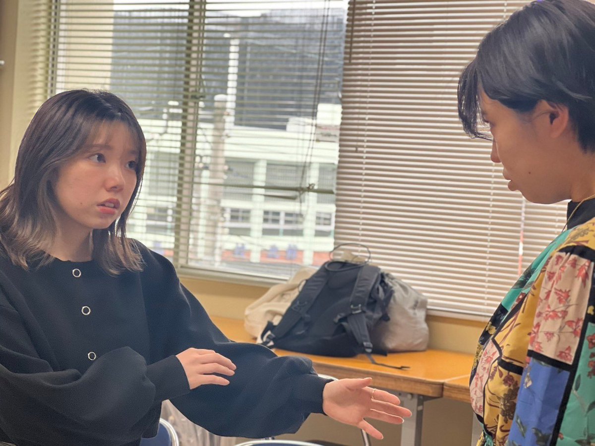 mana_produce's tweet photo. #友達審査会 
キャラクター紹介6️⃣
U(成川晶子)役　→ 濱崎優姫

時にはカウンセラー。
時には事務員。時には看護師…

口癖は『ちょっと待ってええ！！』
彼女引くカードが導くお告げとは！？

sideA.Bの変化をお楽しみに✨ https://t.co/9YR231x9h7
