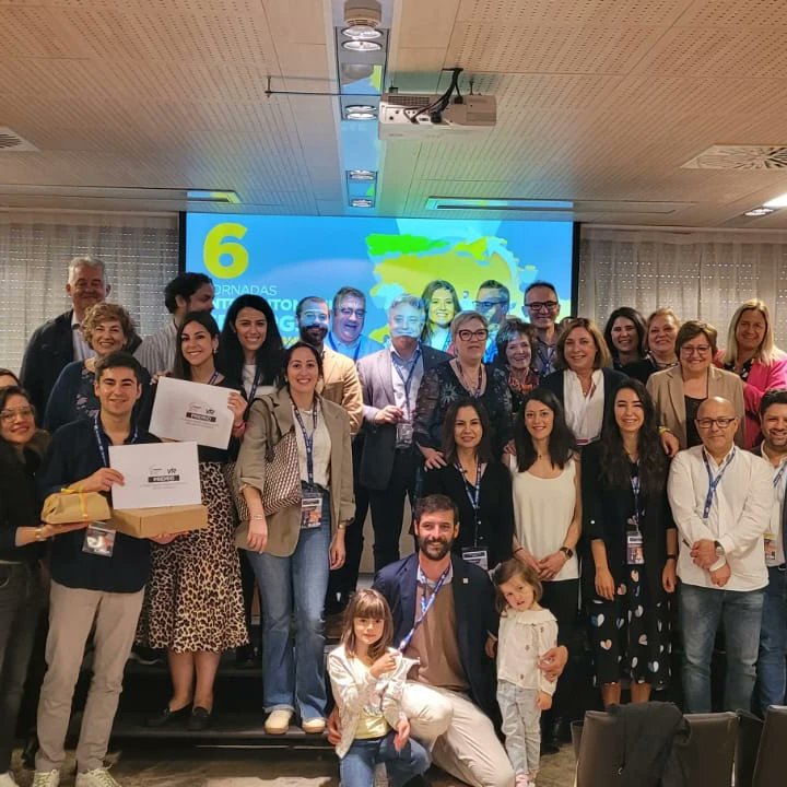 DraNFontanillas's tweet photo. El Grupo de Digestivo de SEMERGEN participa en 6 Jornadas Interautonómicas Asturias, Cantabria y Castilla León con el seminario Alteración de las Pruebas de Función Hepática.Gran equipo! 
@SEMERGENap, @gastroprimaria
#semergen#CantabriaMasXDescubrir
#semergeninterautonomicas24 https://t.co/k2geg23I5f