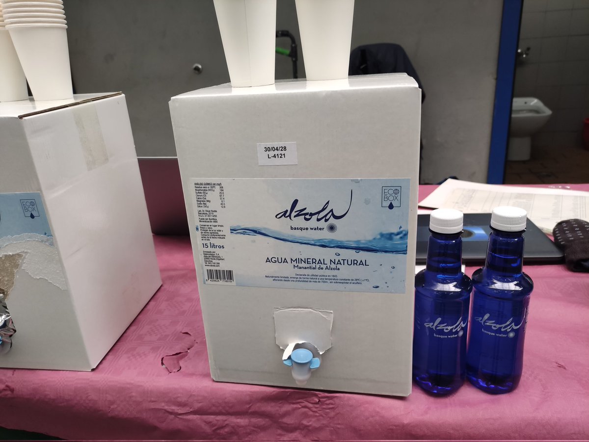 Ni un Liga Vasca de Squash son <a href="/BasqueWater/">Alzola</a> y ahora más hidratación con los Ecobox 15L