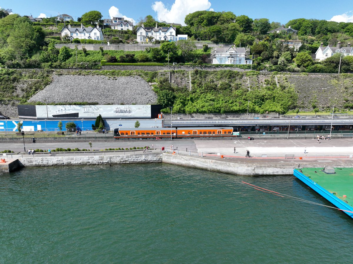 The train that runs from Cork - Cobh is celebrating its 30th year in service this year and to mark the occasion Irish rail has painted one of its sets into the original orange “arrow” livery. Thanks to 📸 Ross Byrne RB_aerialphotography for capturing these stunning images 👏